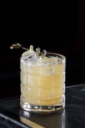 Penicillin Scotch Whisky Cocktail