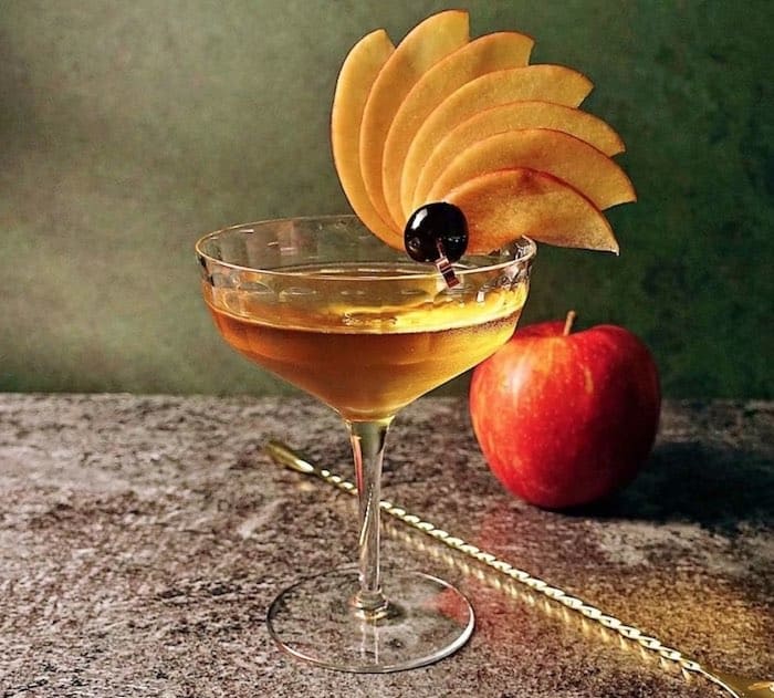 Angel Face Cocktail with Apricot Brandy