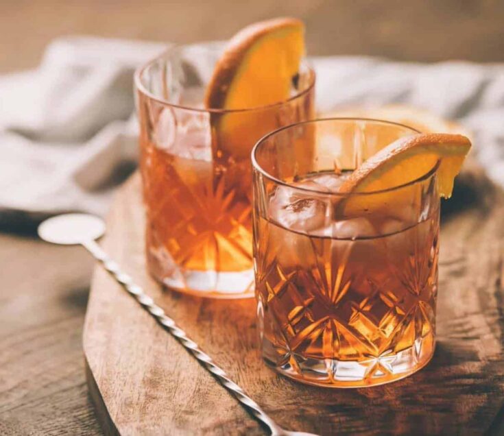 Maple Old Fashioned Cocktails in Rocksglas