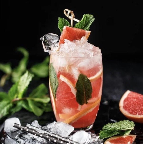 Grapefruit Pisco Collins Cocktail