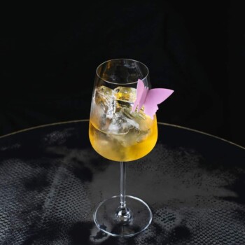 Moon Spritz cocktail mit DiSaronno Amaretto